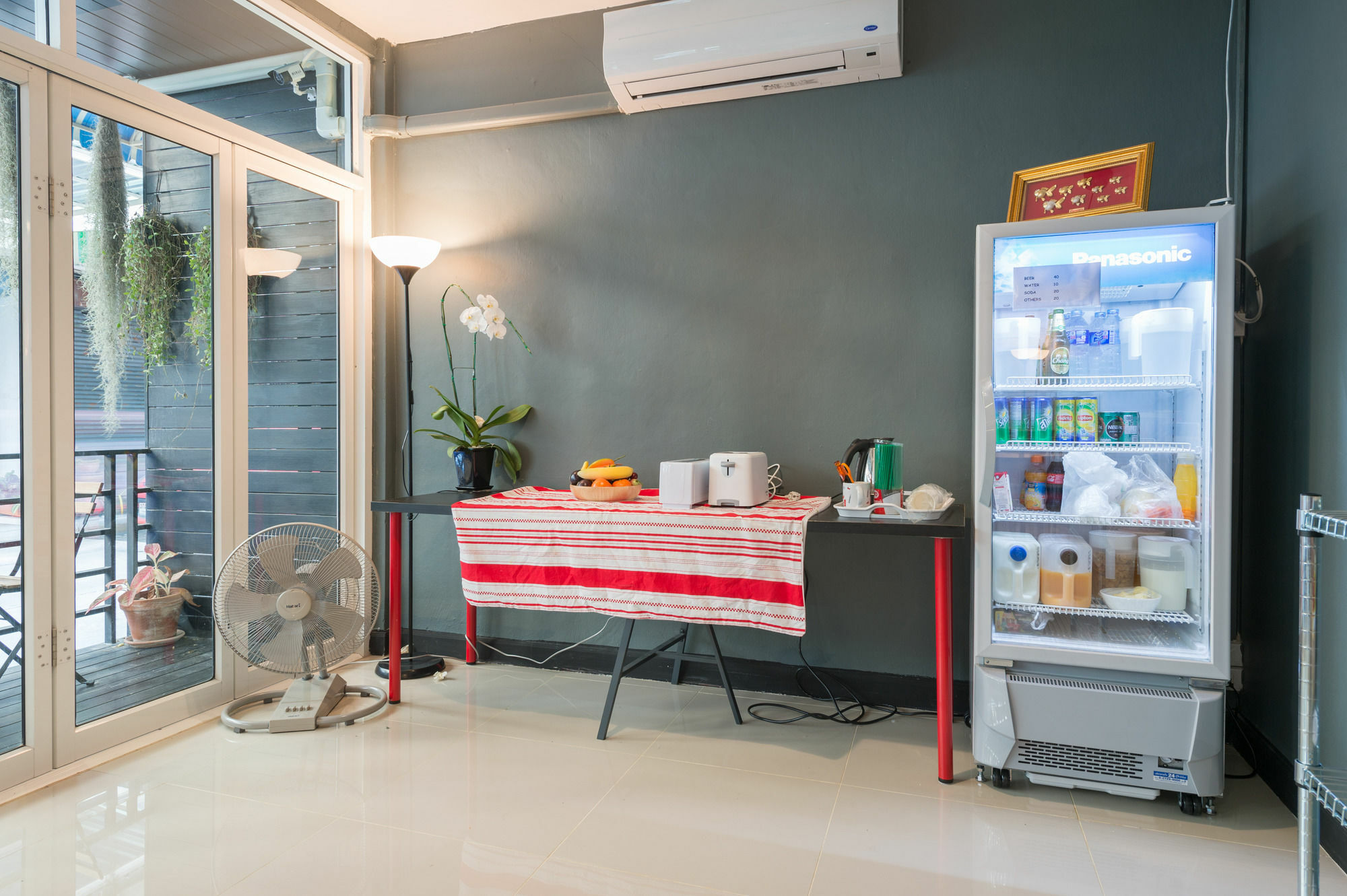 The Little Pig Sukhumvit Hotel Bangkok Buitenkant foto